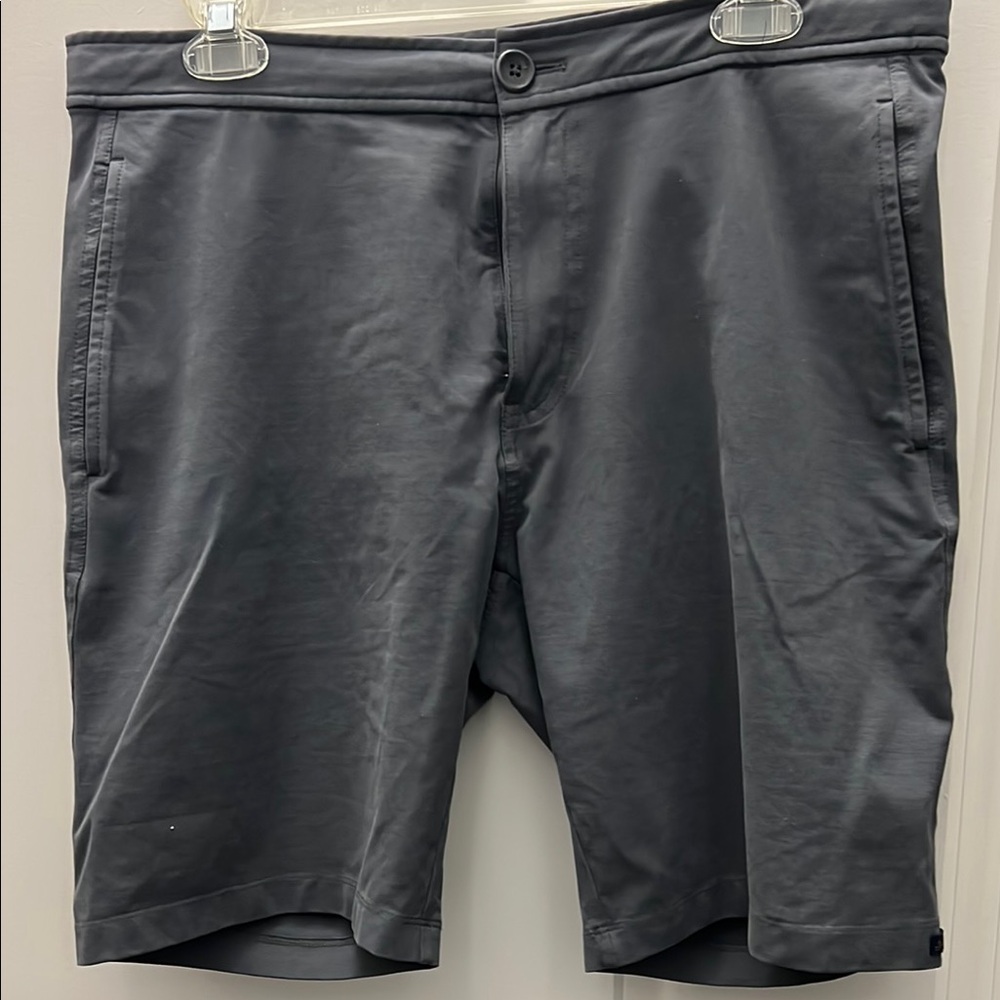 Men’s Gray Shorts